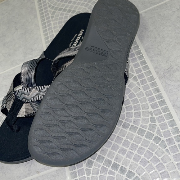 MERRELL - Picture 4 of 5